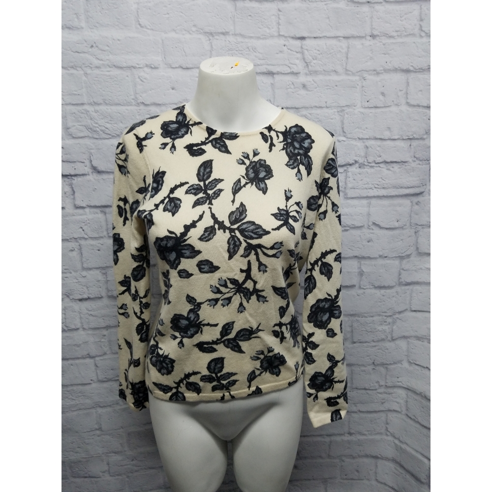 Cashmere Flowered Pattern Sweater - image 1